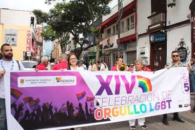 La comunidad LGBTI llenó las calles del centro de Pereira de color, de fiesta, de cultura y de alegría